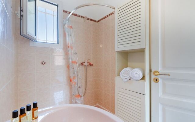 Beautiful Villa Between City, Sea and Calanques!