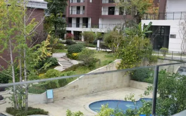 Pulu·Jiuxiang Hotel