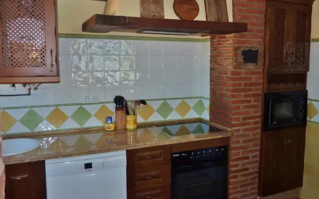 Leisure Meets Tranquility in Beautiful Villa Near Forest