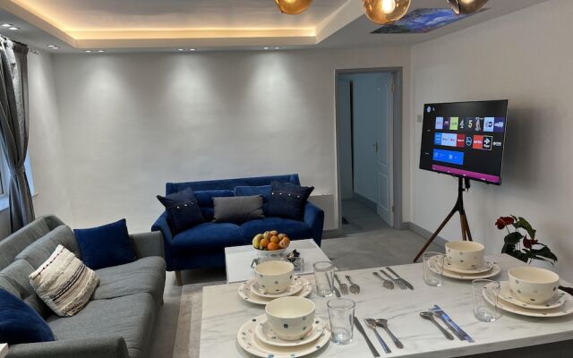 Luxury 2 Bed Apartment in Royal Sutton Coldfield