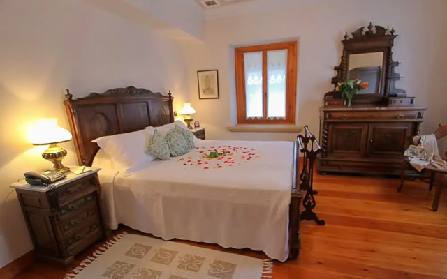 Argentikon Luxury Suites