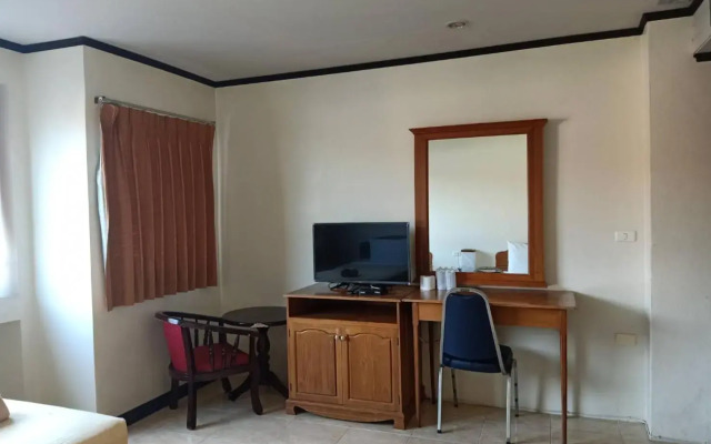 OYO 566 Princess Park Hotel