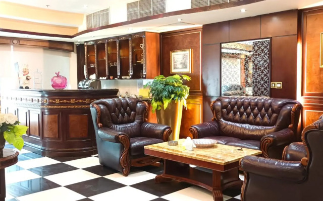 Tourist Hotel