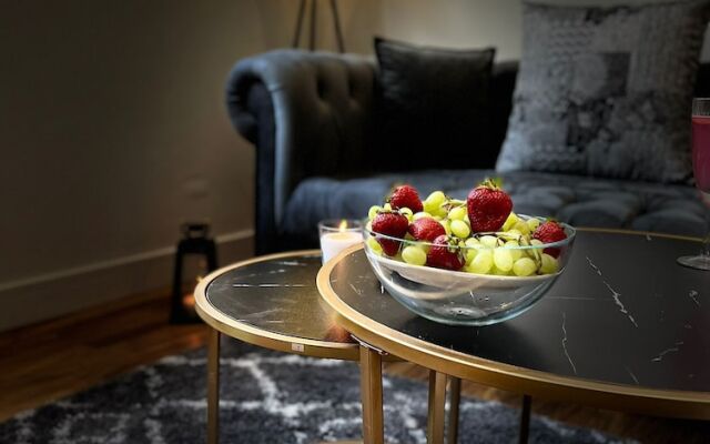 Manhattan Luxury Suites