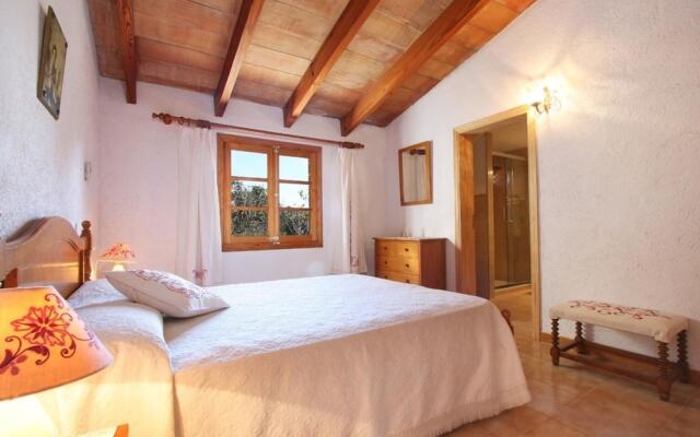 Villa - 3 Bedrooms with Pool - 103171