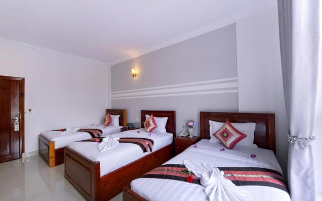 Sky Palace Boutique Hotel