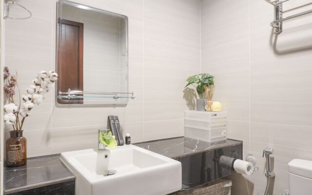 New And Homey Studio At West Vista Apartment