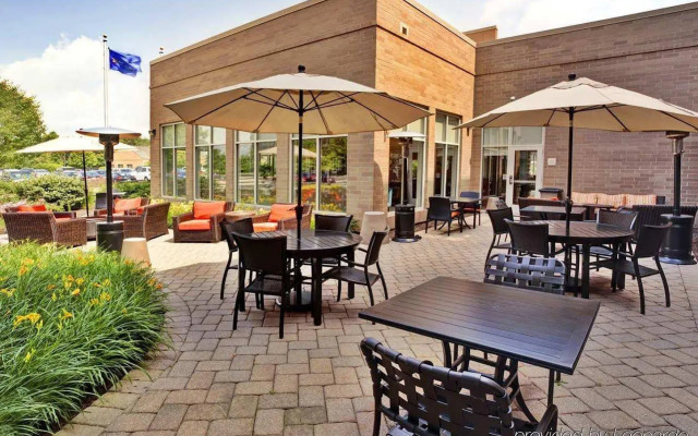 Hilton Garden Inn Lake Forest Mettawa