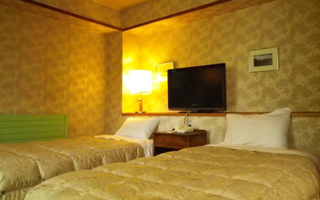 Hotel Astoria (Nagano)