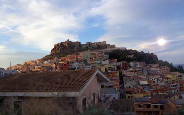 House with One Bedroom in Castelsardo, with Wonderful Sea View - 200 M From the Beach