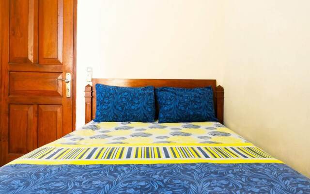 OYO 91327 Residence 38