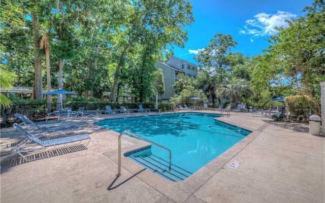 8006 Treetops - Three Bedroom Condo