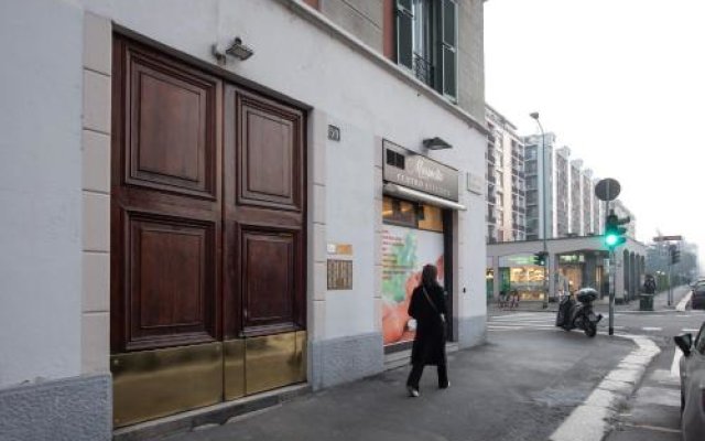Your home / Art & Design on the corner - Milan