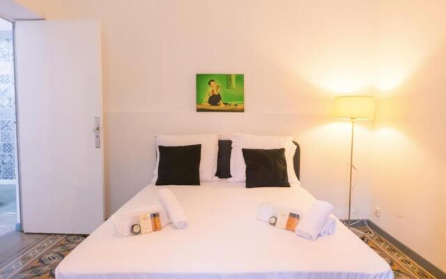Beautiful House With Garden In Avignon