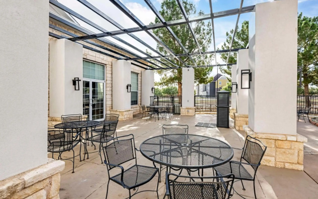 Best Western Lubbock West Inn & Suites