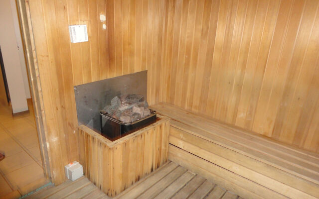 KL Service Suite at Times Square