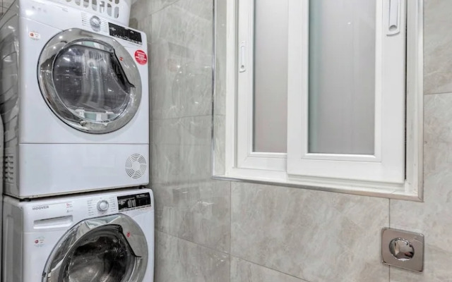 Luxury 3 BR Apt in Gzira Near Sliema - Stjulians
