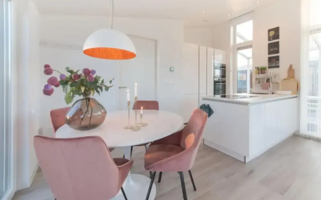 Luxury Chalet With Covered Terrace, in Zeeland