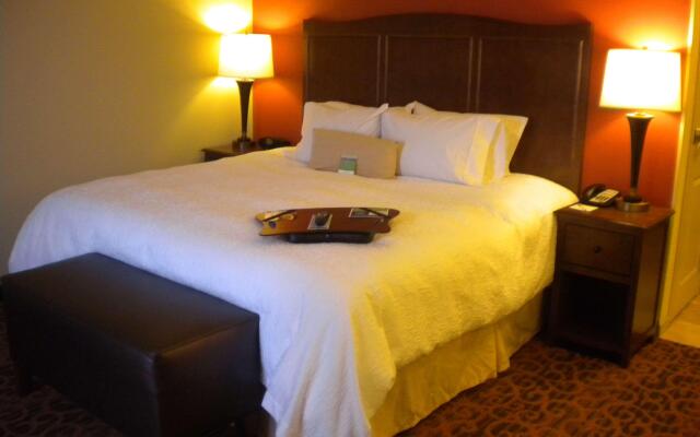 Hampton Inn & Suites Cincinnati/Uptown-University Area