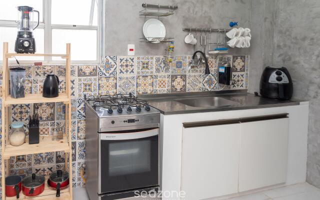 Apto espaçoso próximo da Praia de Armação AAM0203