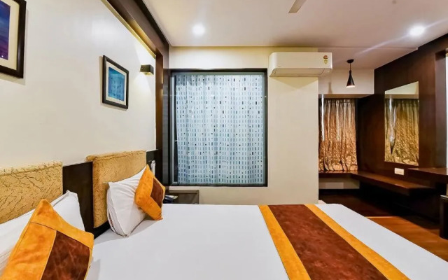 OYO Rooms Ahmedabad Maninagar Station