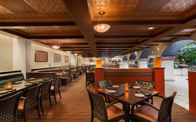 Embassy Suites by Hilton Los Angeles LAX South/El Segundo