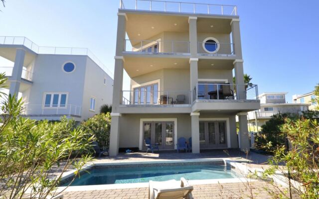 Augustine Sunset Holiday Home