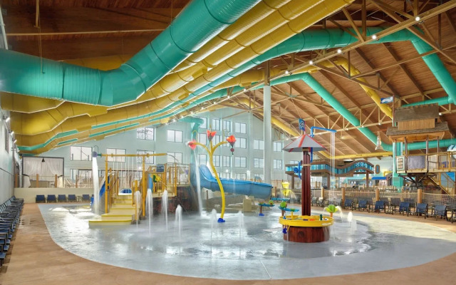 Great Wolf Lodge Webster