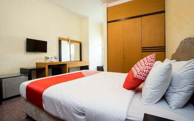 OYO 1238 Hotel Perdana Near RS Bethesda