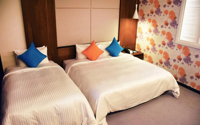 Golden Tulip Glory Fine Hotel