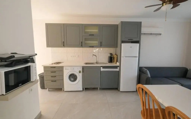 Diplomat Suites