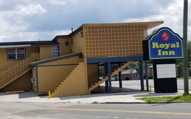 Royal Inn