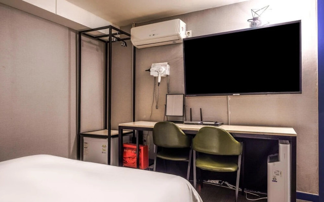 Suwon Hotel Coco