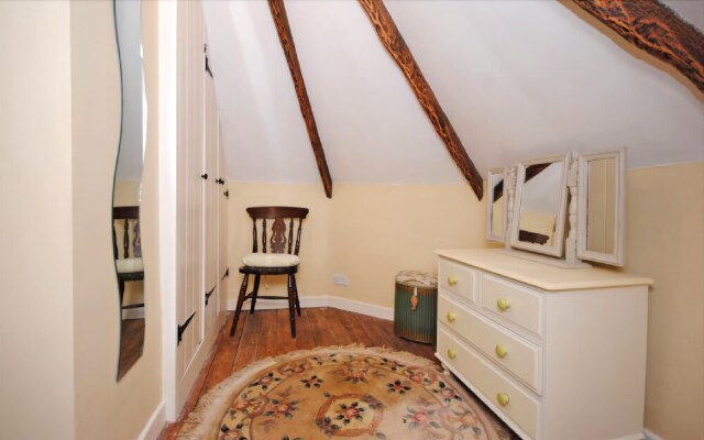 Truffle Cottage, Chichester 94758