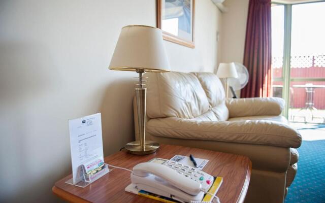 Asure Ashley Motor Lodge