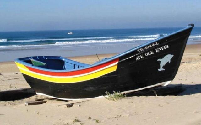 Villa Maia (AL) in Corroios