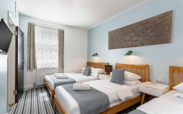 St Athans Hotel
