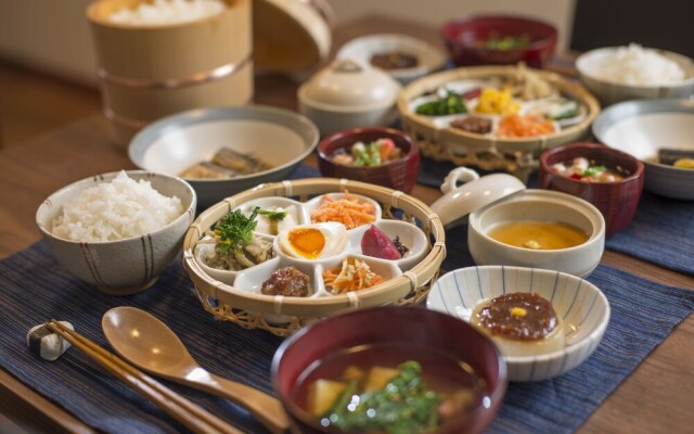 TAWARAYA (Family-Run Japanese Inn)