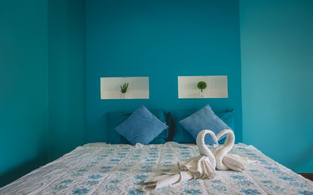 Tharadol Beach Resort