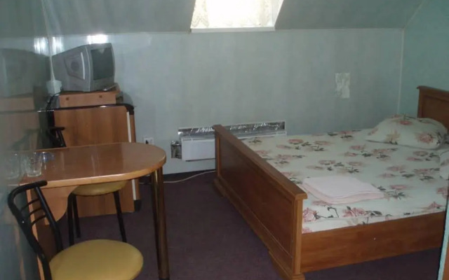 Hostel Vatra
