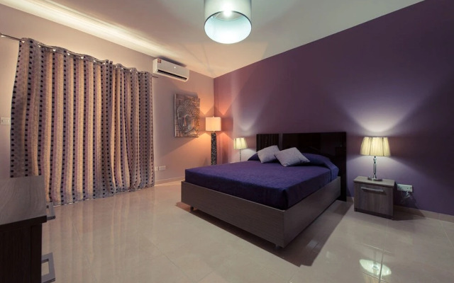 Luxury Apartment Close to the Sea