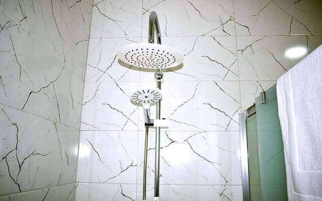 Saranda Teras Pansiyon