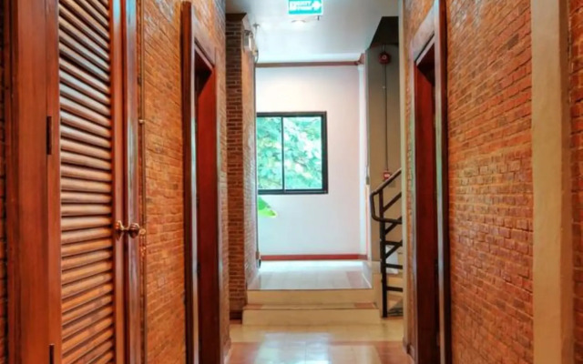 Saeng Panya Home - Boutique Residence (SHA Plus+)