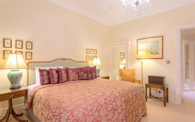 Rushton Hall Hotel & SPA