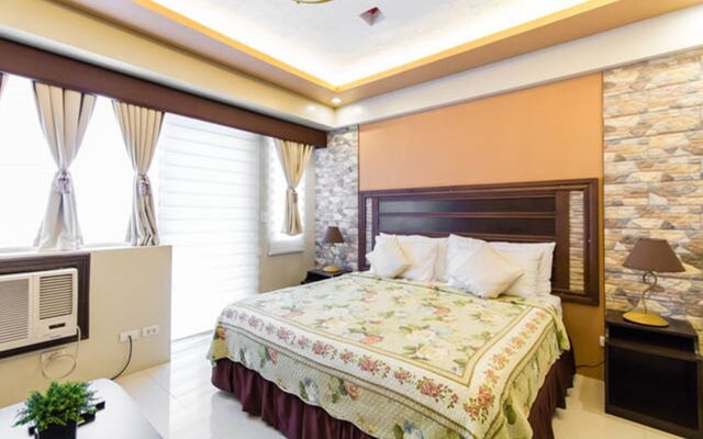 One Palm Tree Villas by SMTL Properties