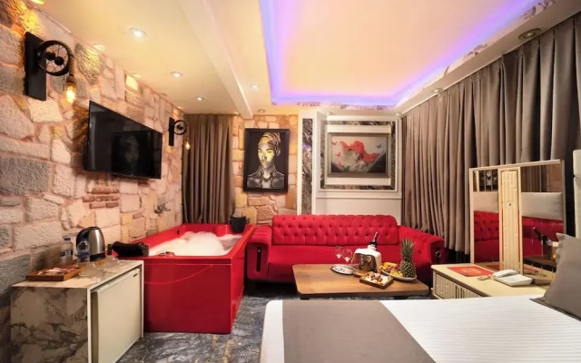 Ren Plus Sui̇tes Otel