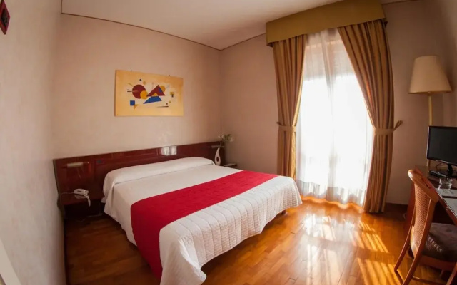 Hotel Master