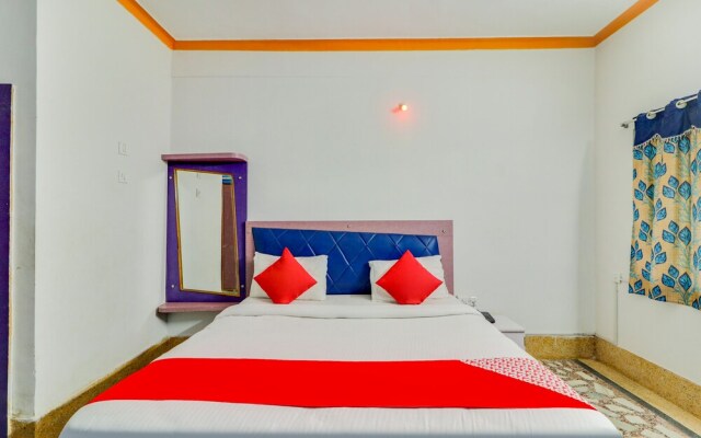 OYO 5906 Hotel Skyfox