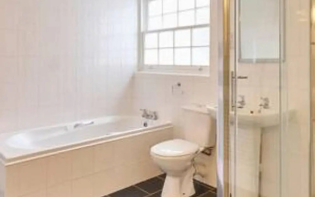 Host Stay New Street