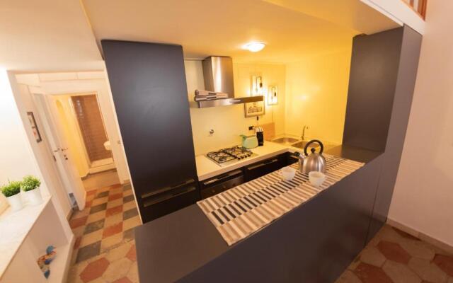 The Best Rent - Piazza di Firenze Apartment